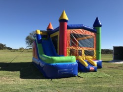 CASTLE COMBO W/ POOL 028BA641 D119 4D21 BA8C 3A5AF2768A68 1611372207 CASTLE COMBO W/ POOL